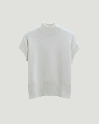 White turtleneck sweater, made of 100% cashmere